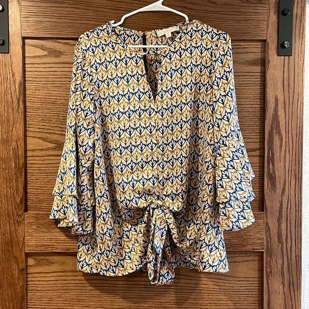 Women’s Blouse